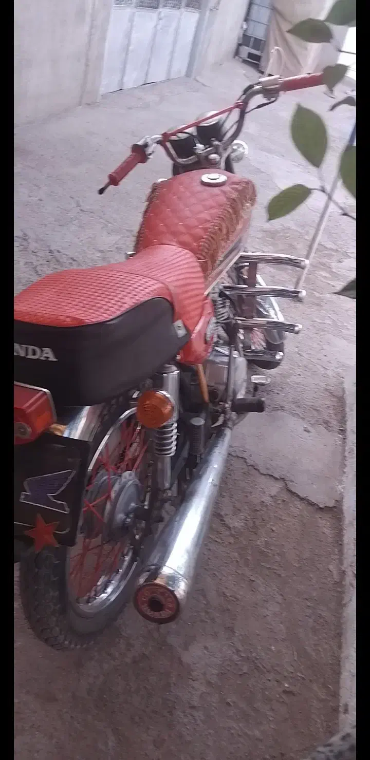 موتورسی جی ۱۲۵عتیقه|موتورسیکلت|خواجه, |دیوار