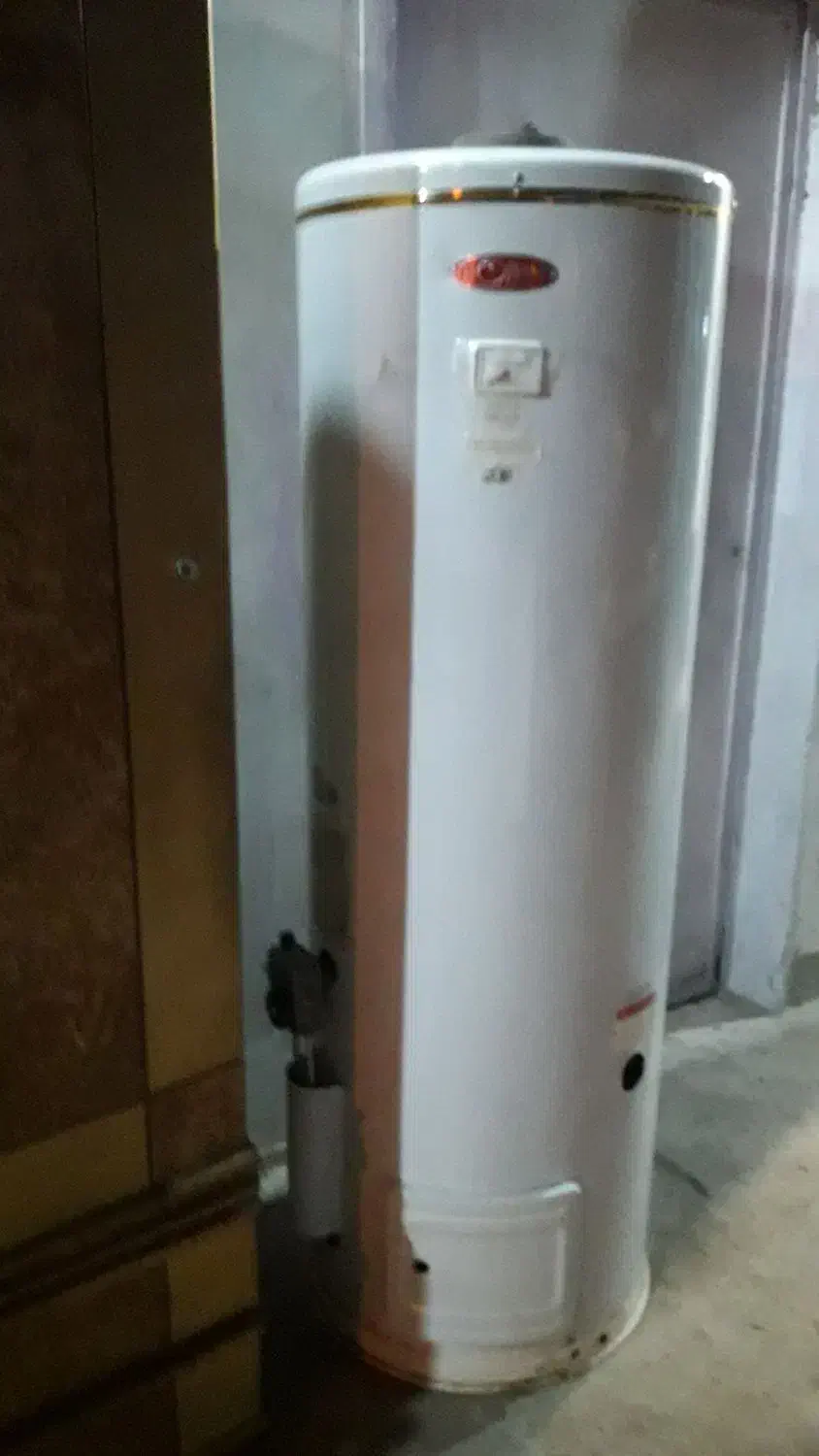 آبگرمکن ایستاده|آبگرمکن، پکیج، شوفاژ|بندر انزلی, نیمه شعبان|دیوار