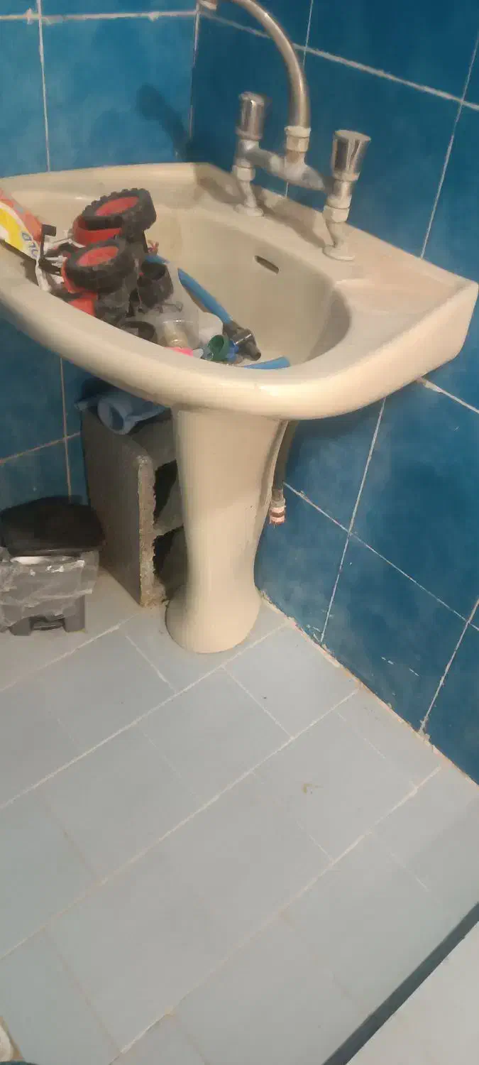 روشویی سالم باشی الات|لوازم سرویس بهداشتی|ارژن, |دیوار