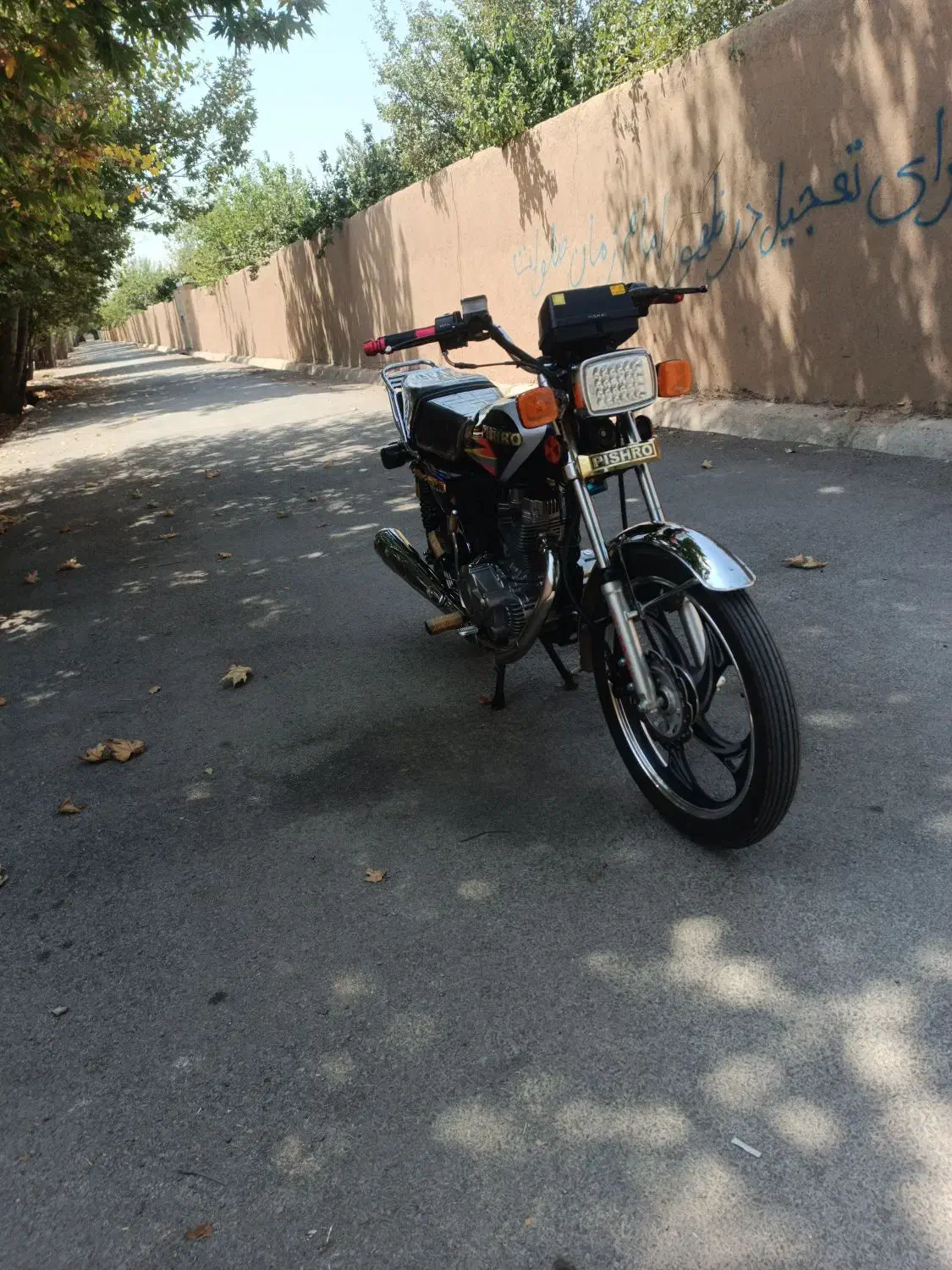 پیشرو200مدل1402|موتورسیکلت|نجف‌آباد, قلعه سفید|دیوار