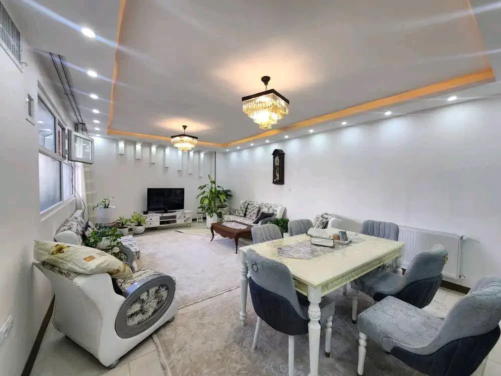 فروش آپارتمان ۱۱۰ متری سند تک برگ شهرک گلستان|فروش آپارتمان|شیراز, شهرک گلستان|دیوار