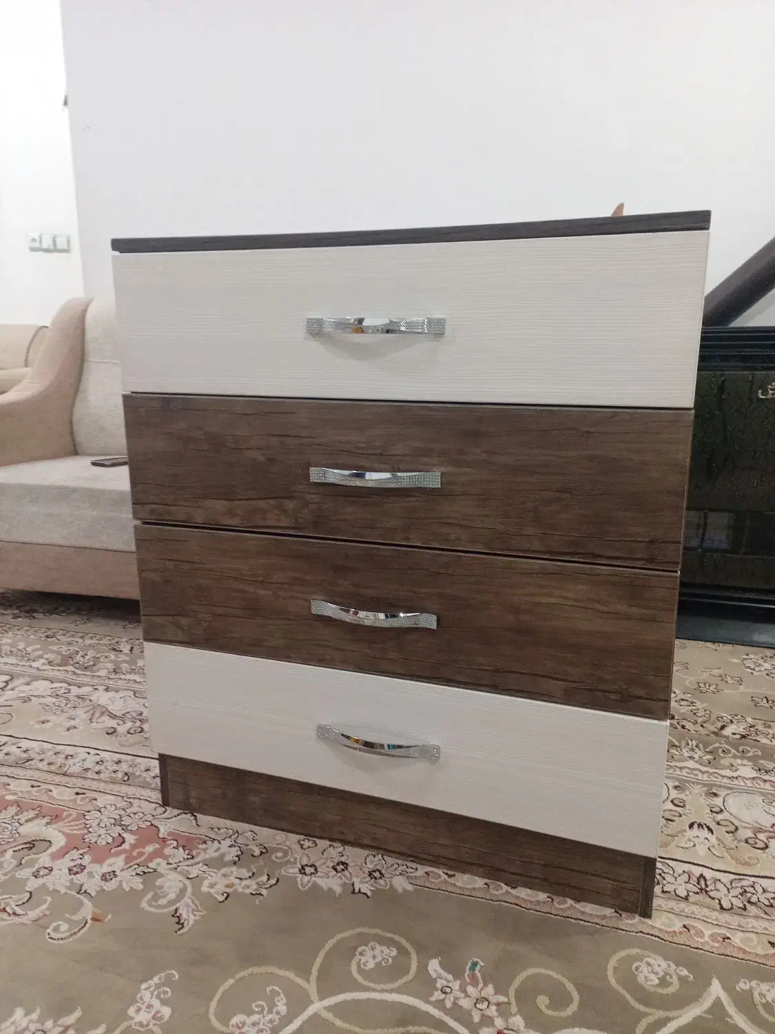 دراور ام دی اف|جاکفشی، کمد، دراور|قروه, |دیوار