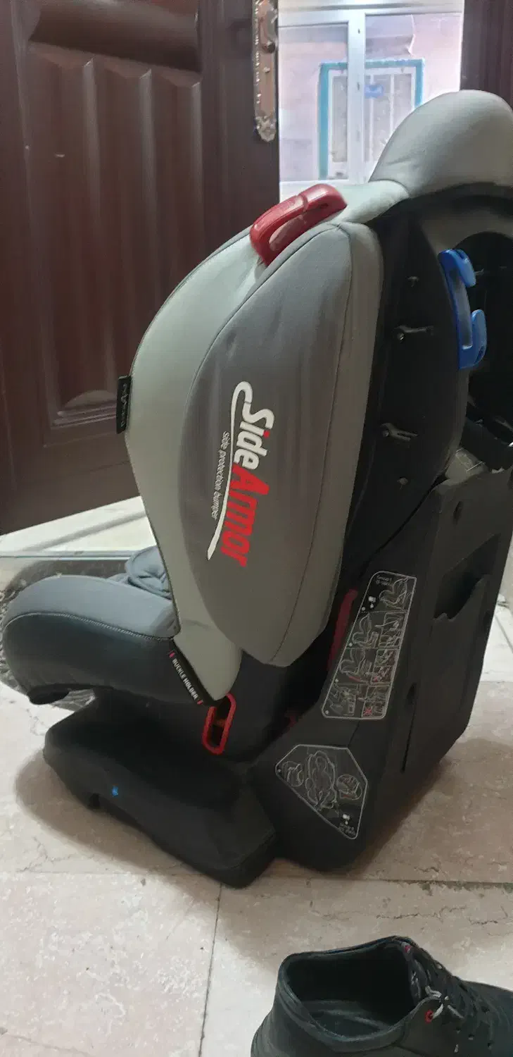 صندلی کودک خودرو|تخت و صندلی بچه|ورامین, ورامین|دیوار