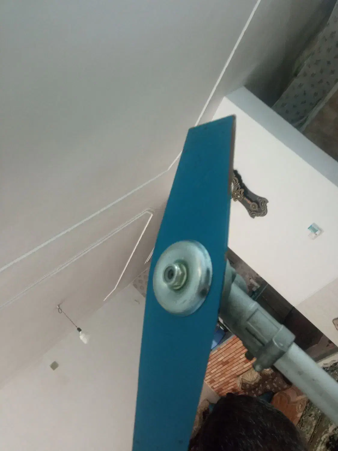 دستگاه چمن زن|ابزارآلات|شیراز, کوشک میدان|دیوار