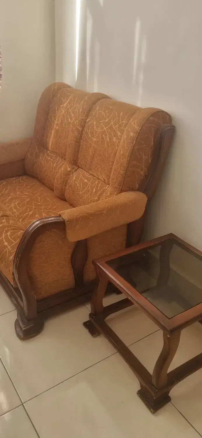 مبل ۷ نفره چوب راش سالم فقط ۲ تومن|مبلمان خانگی و میز عسلی|ری, دولت‌آباد|دیوار