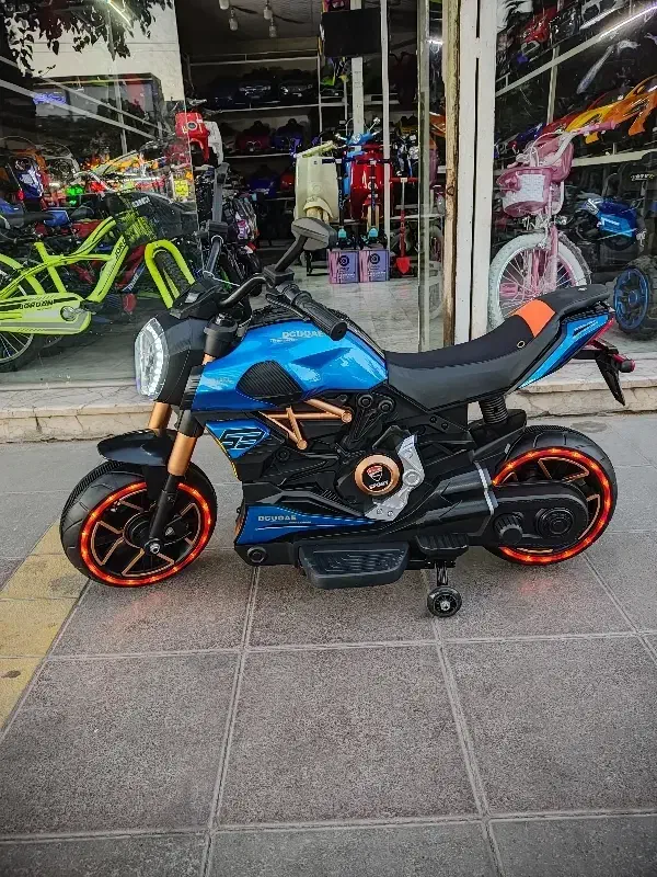 موتور شارژی دوکاتی رینگ لایت|اسباببازی بچه|مشهد, مصلی (کارمندان اول)|دیوار