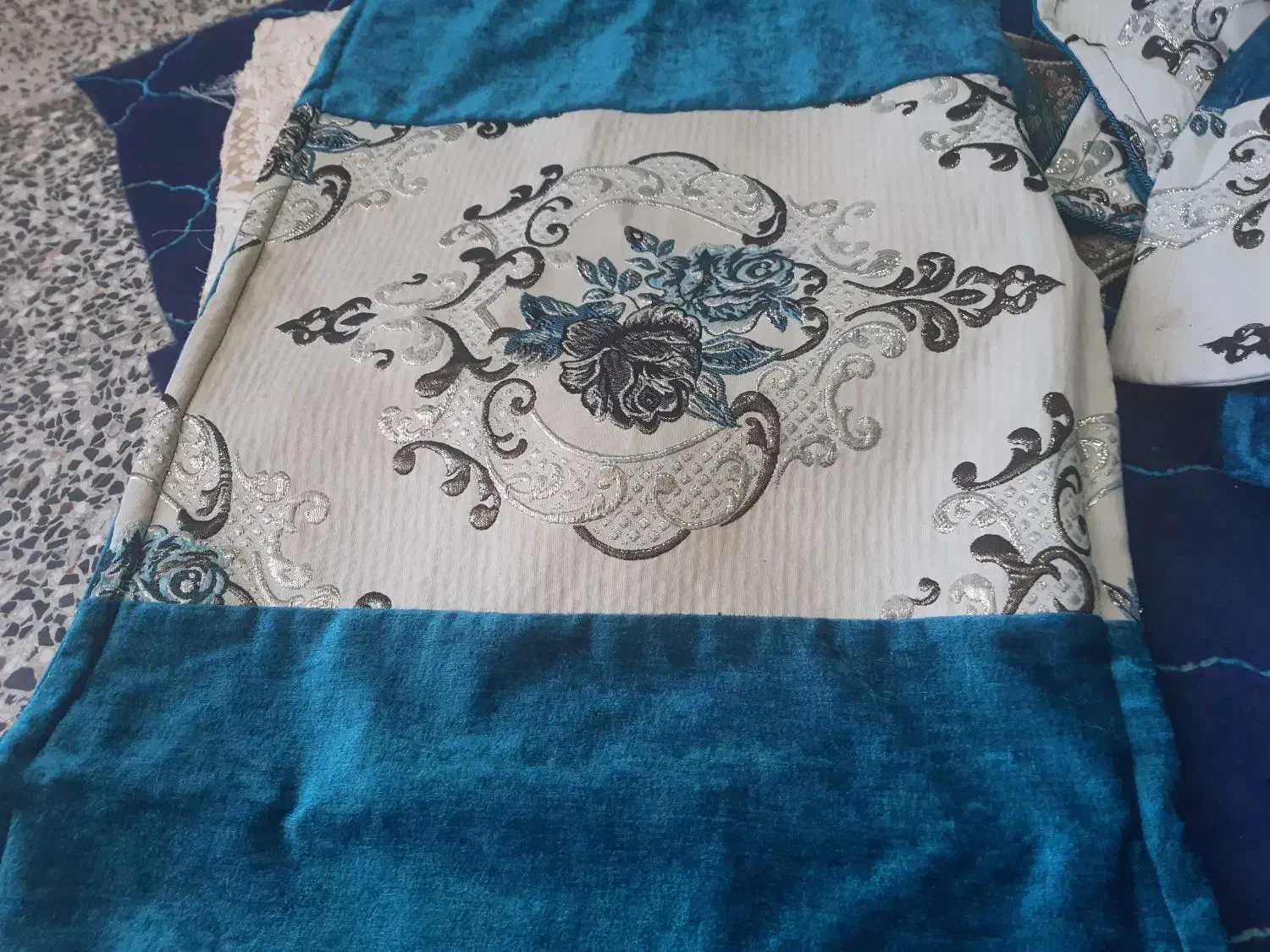 روپشتی مخمل|پشتی|الیگودرز, |دیوار