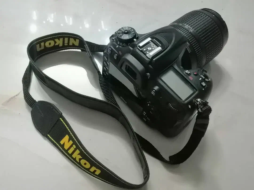 دوربین (DSLR7200)|دوربین عکاسی و فیلمبرداری|اصفهان, جلالیه|دیوار