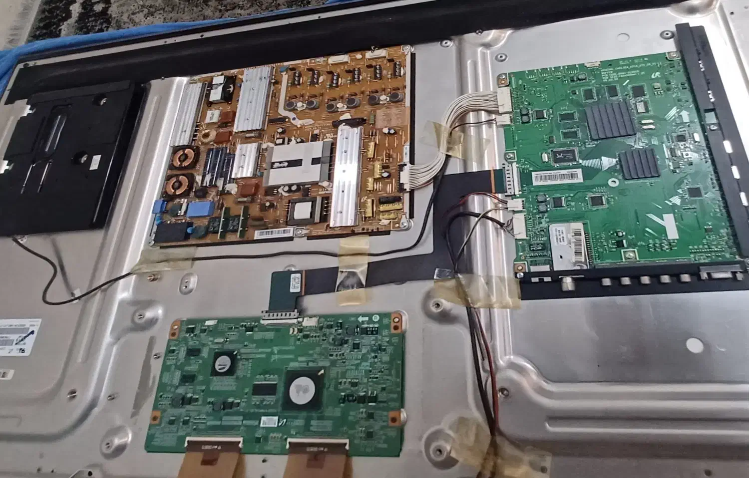 فروش قطعات تلویزیون سامسونگ|صوتی و تصویری|تهران, شهرآرا|دیوار