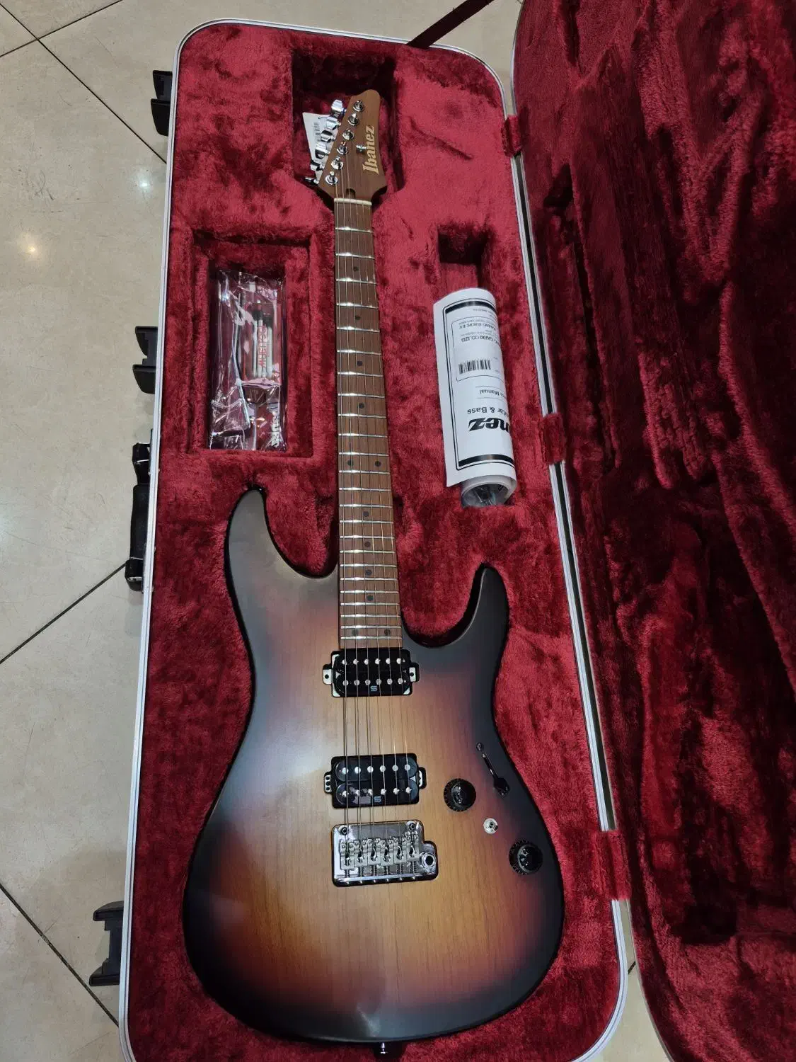 Ibanez AZ2402|گیتار، بیس، امپلیفایر|تهران, فردوسی|دیوار