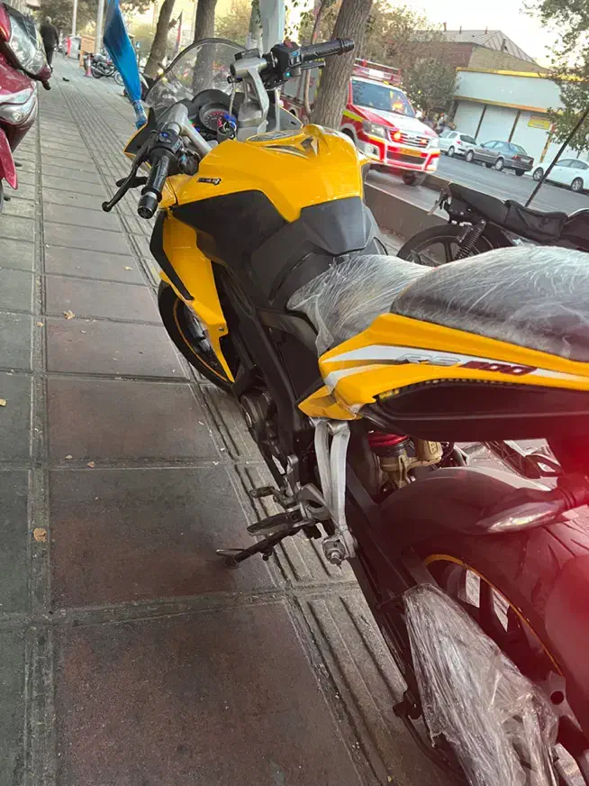 RS200 ns r15 cf|موتورسیکلت|تهران, هلال احمر|دیوار