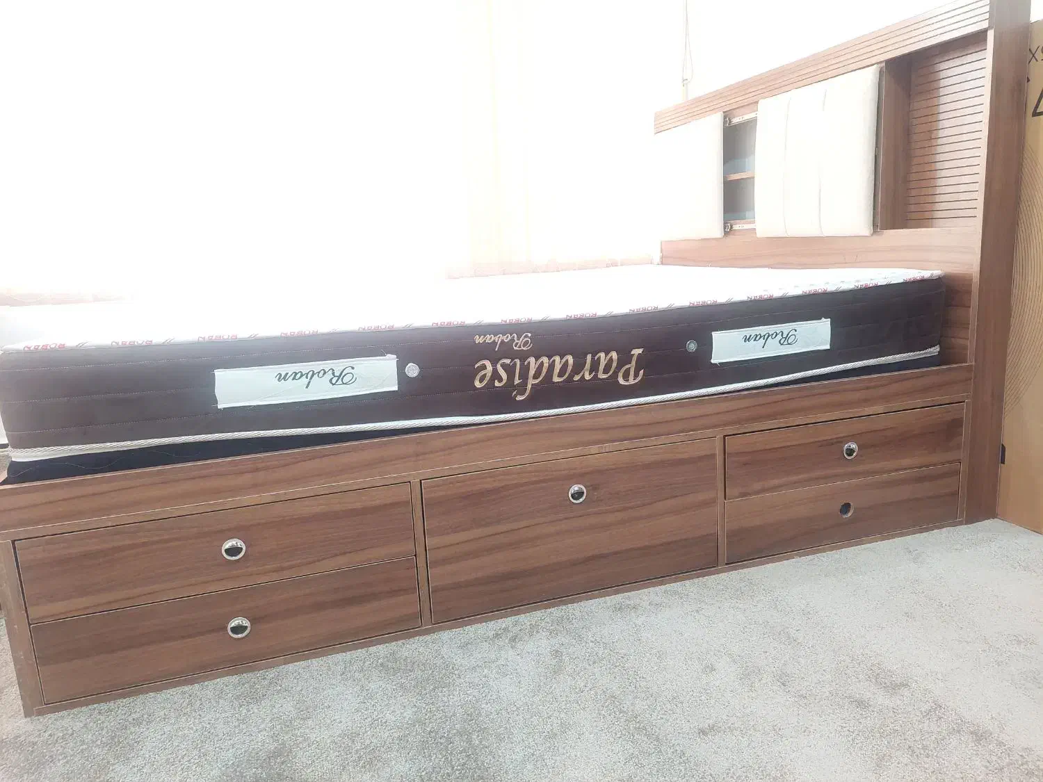 تخت و تشک جنس خوب و نو|تخت و سرویس خواب|دهدشت, |دیوار