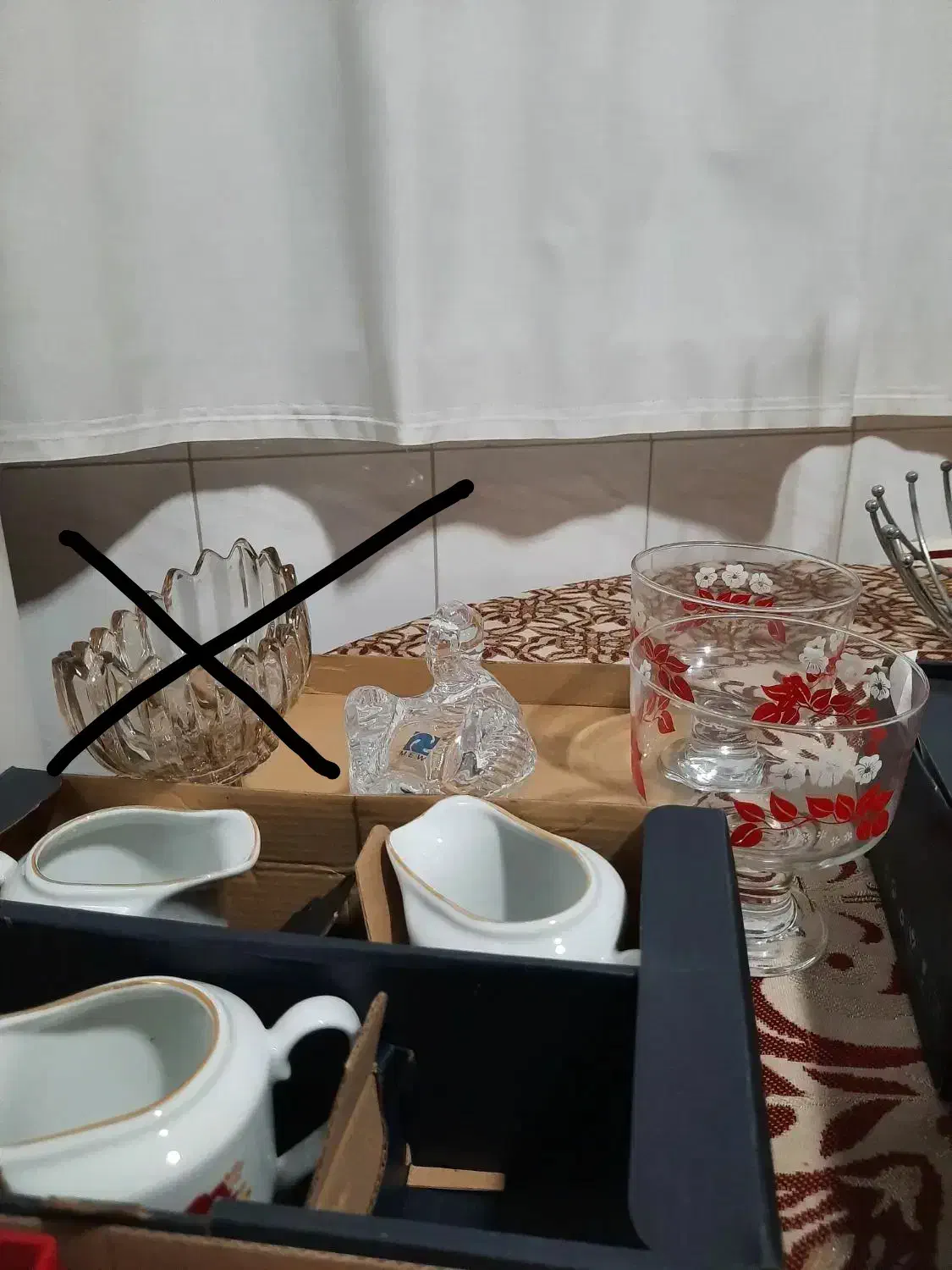 ظروف شیشه ای و چینی|ظروف سرو و پذیرایی|لنگرود, |دیوار