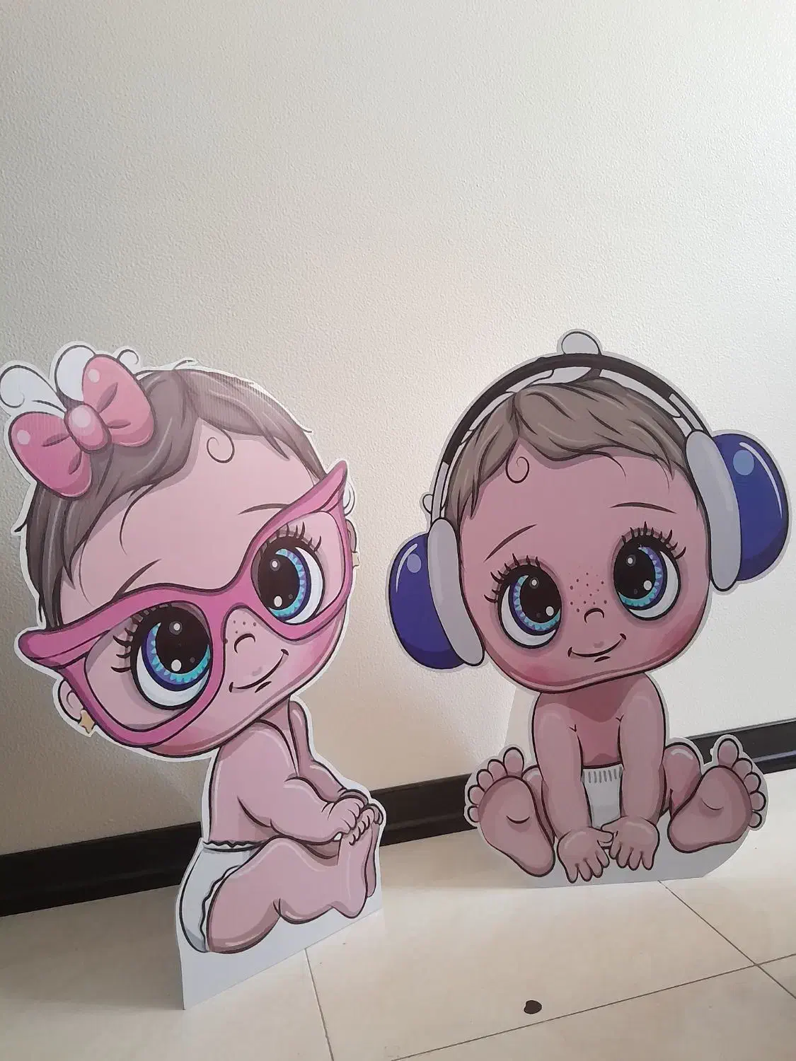 استند.بادکنک|اسباببازی|شاهینشهر, خانه کارگر|دیوار