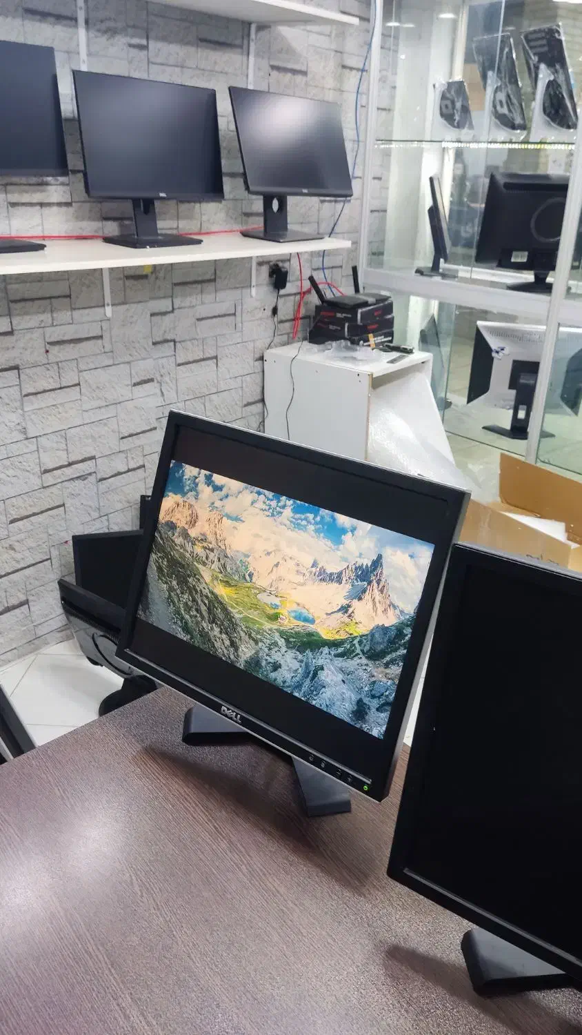 مانیتور 19 اینچ دل مدل Dell 1908FPT|قطعات و لوازم جانبی رایانه|کرمانشاه, |دیوار