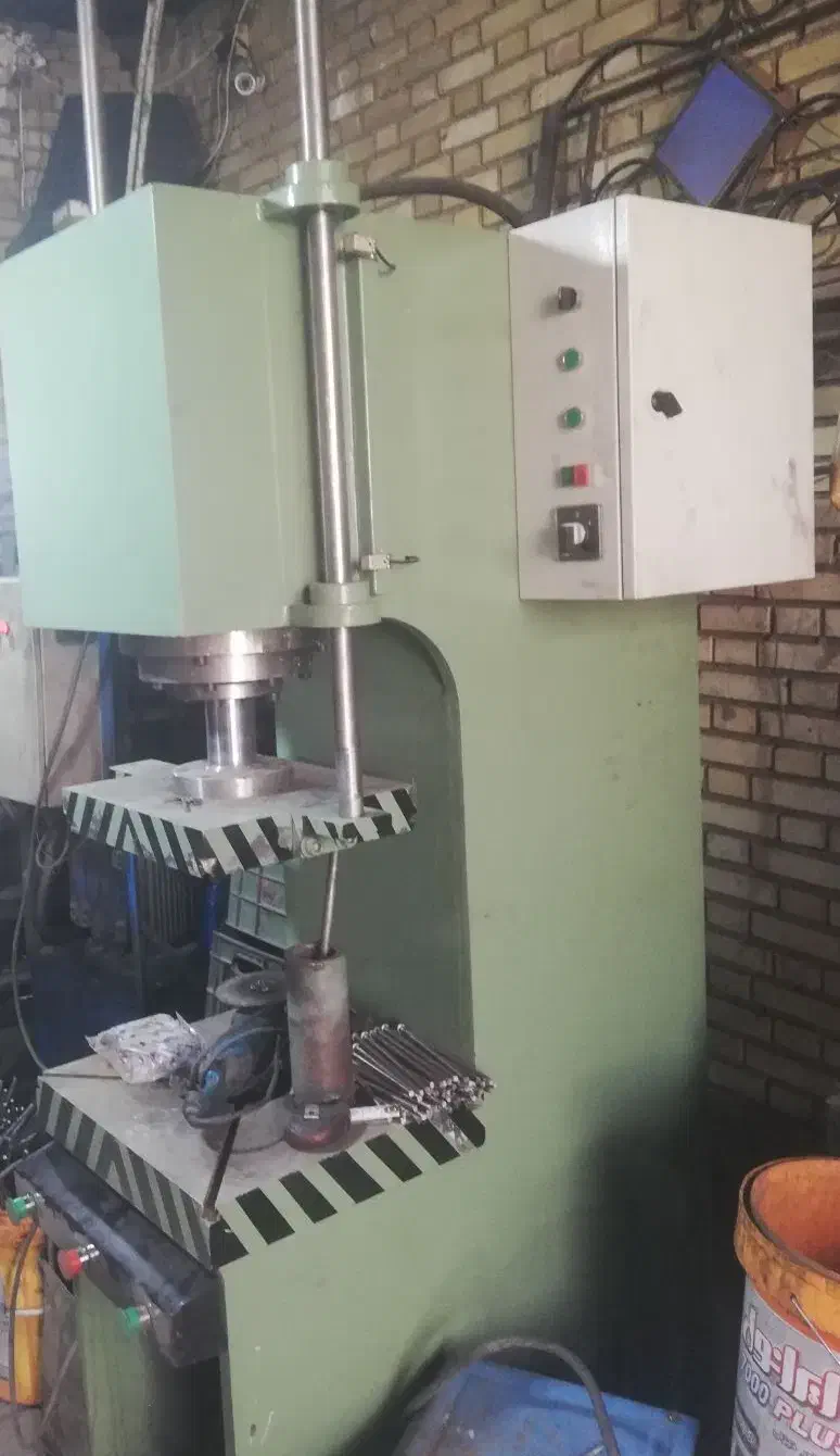 پرس 30تن برای کارهای خدماتی|خدمات پیشه و مهارت|نیشابور, کریم آباد|دیوار