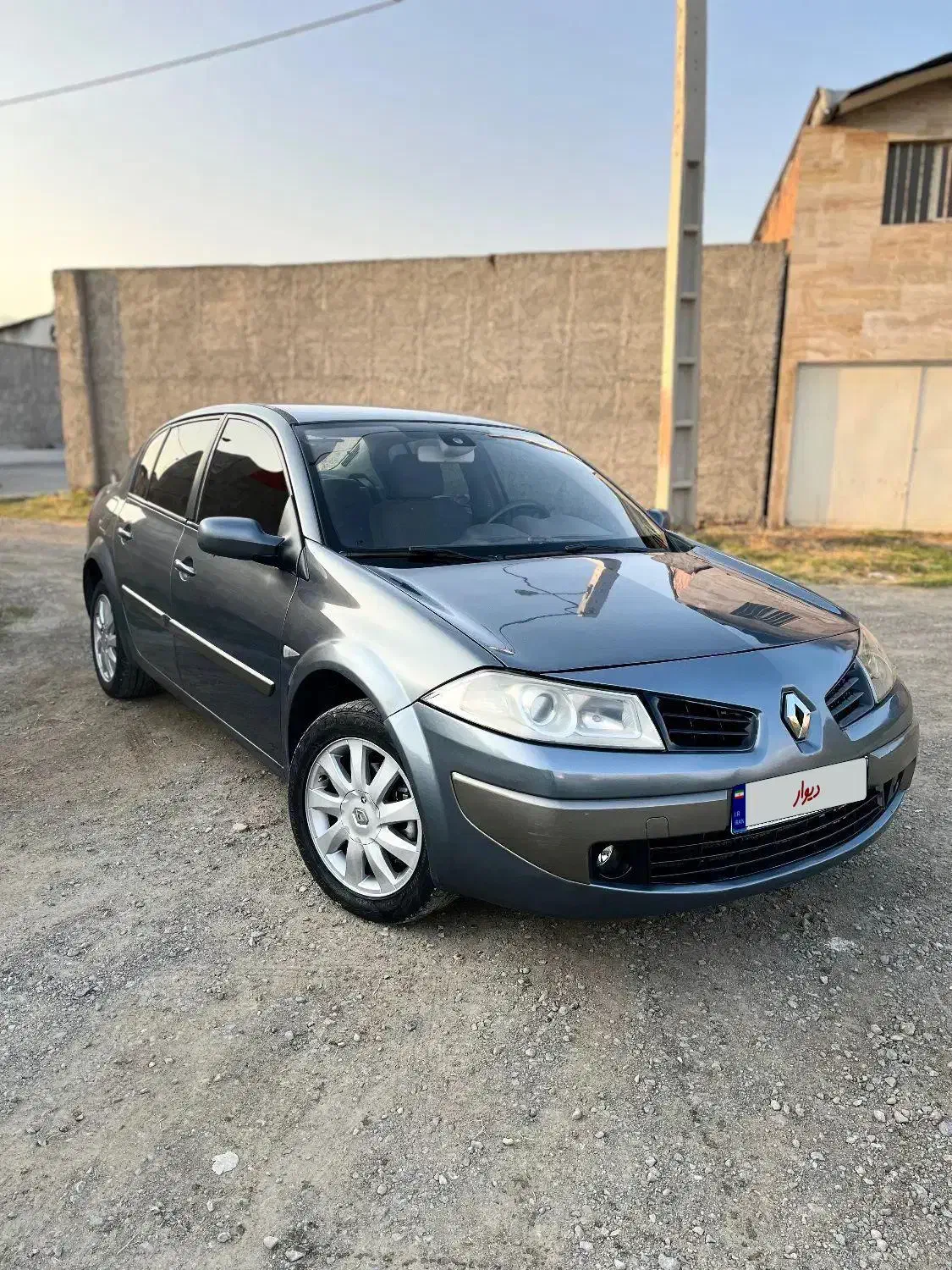 مگان مدل ۸۸ اتومات ۲۰۰۰|خودرو سواری و وانت|گرگان, |دیوار