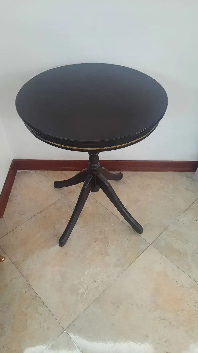 میز خاطره|میز تلفن|ساوه, |دیوار