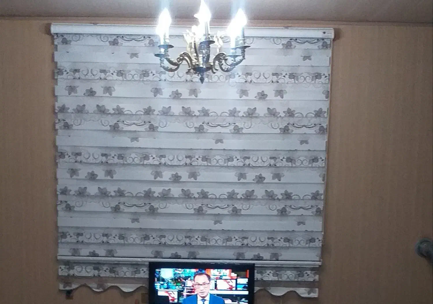 پرده زبرا گلدار کارکرد شش ماه|پرده، رانر، رومیزی|اردبیل, |دیوار