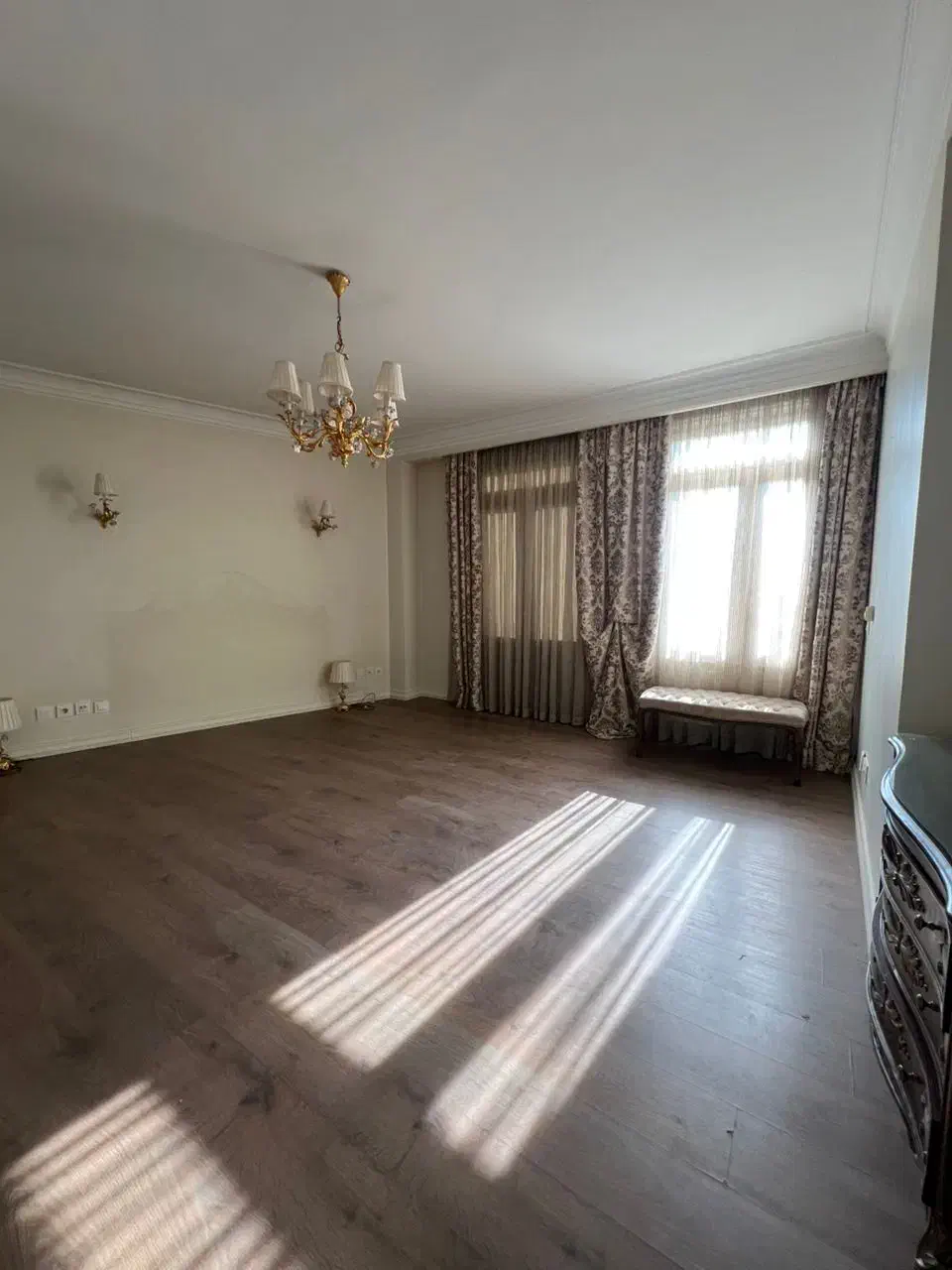 کامرانیه260مترخوش نقشه باکلیه امکانات رفاهی