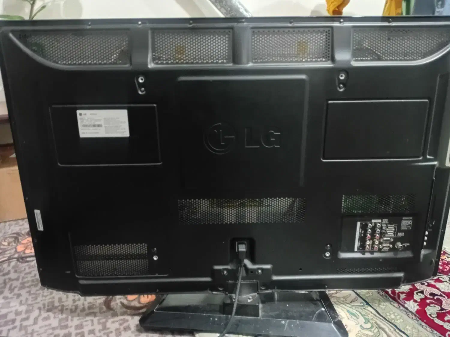 تلوزیون|تلویزیون و پروژکتور|تربت‌حیدریه, پائین ولایت|دیوار