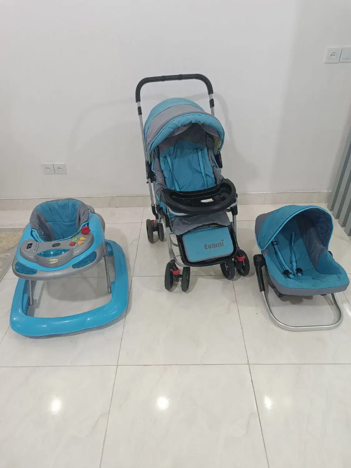 کالسکه|اسباب و اثاث بچه|اسلامآباد غرب, |دیوار