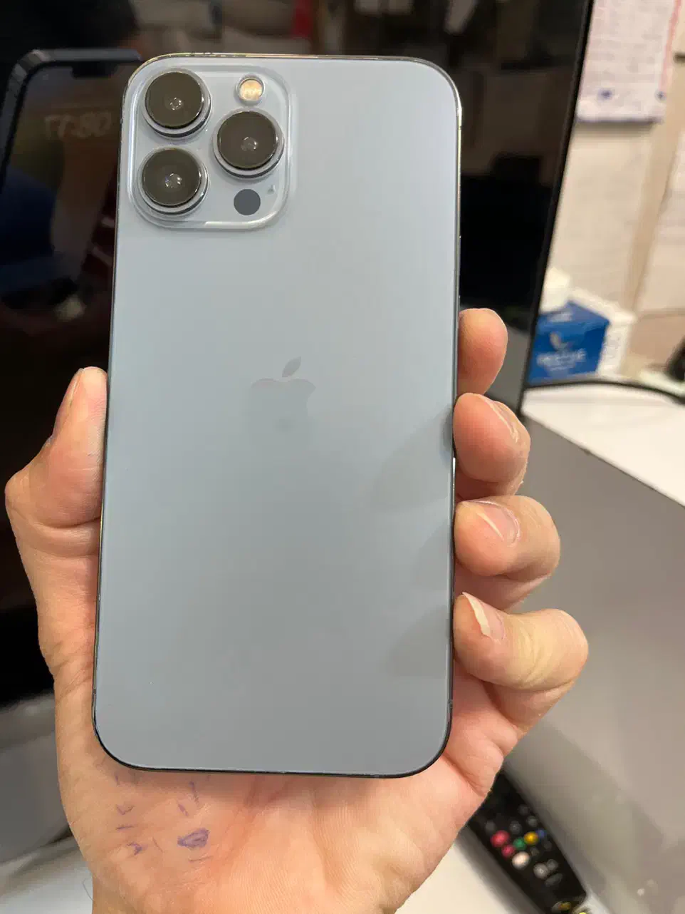 13 pro max|موبایل|شاهین‌شهر, عطار|دیوار