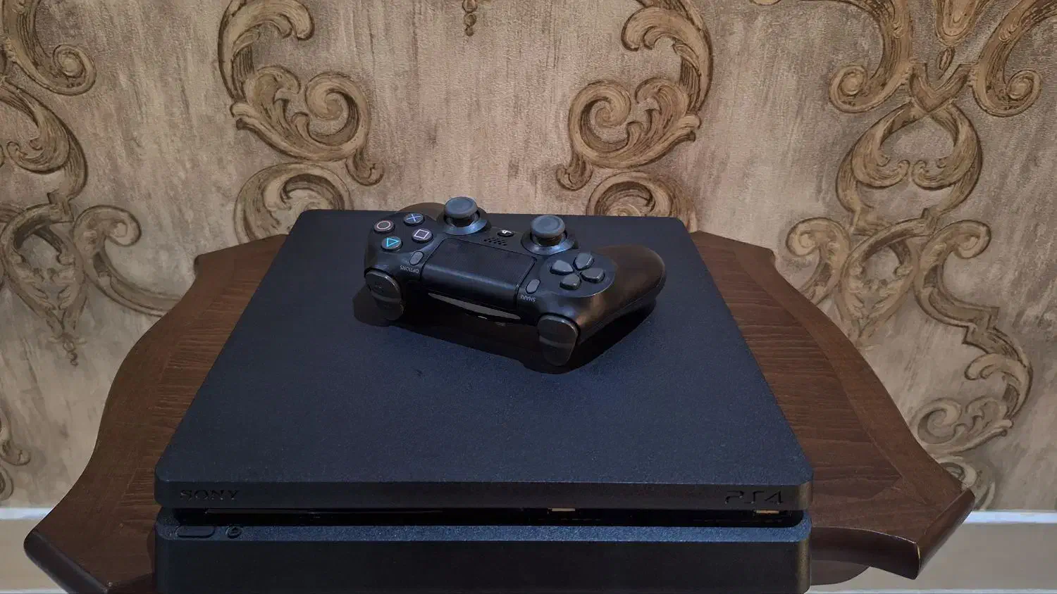 فروش درحد نو PS4 slim 1tb|کنسول، بازی ویدئویی و آنلاین|بندرعباس, |دیوار