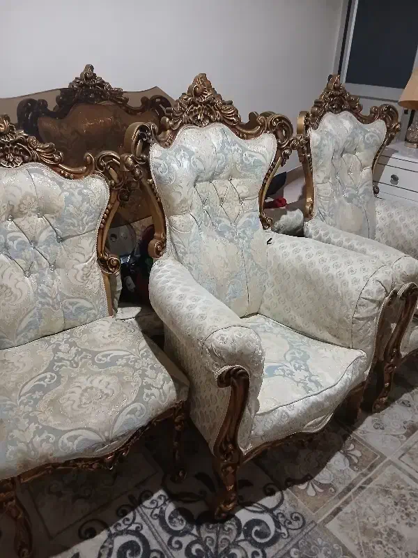 مبل چوب راش ۷نفره با ۲تا میزبان کلا ۹نفره تمیز|مبلمان خانگی و میز عسلی|نسیمشهر, |دیوار