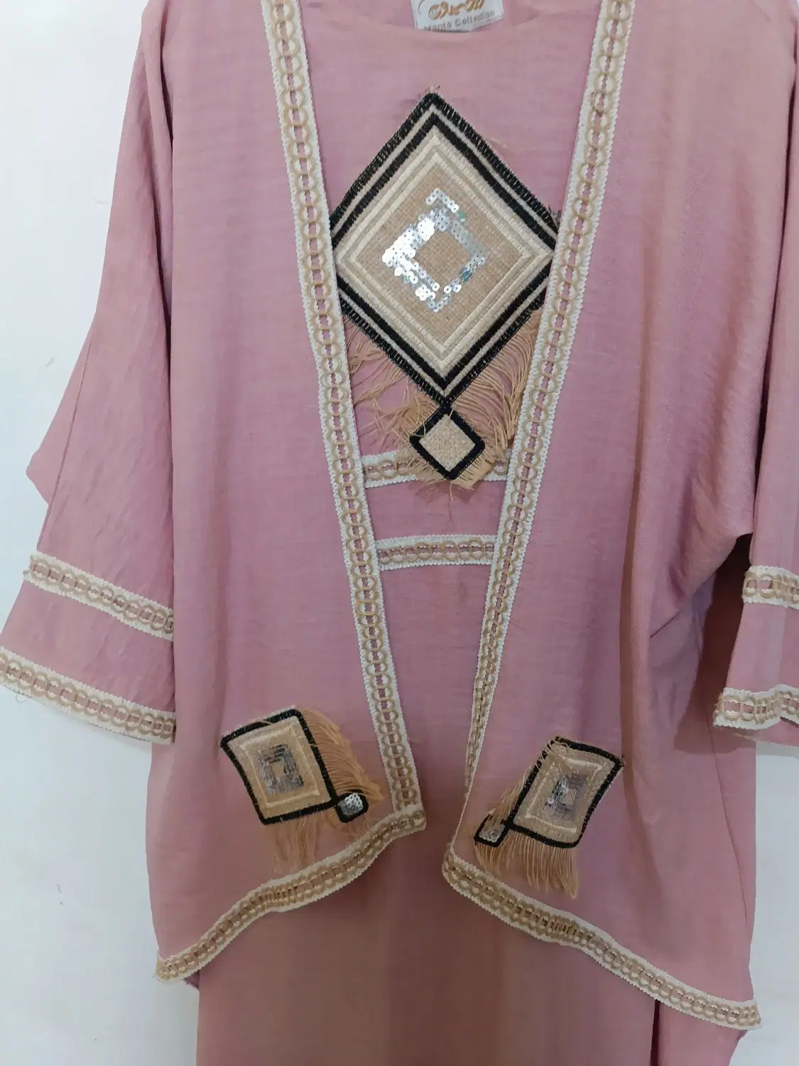لباس|لباس|نیشابور, رحمت آباد|دیوار