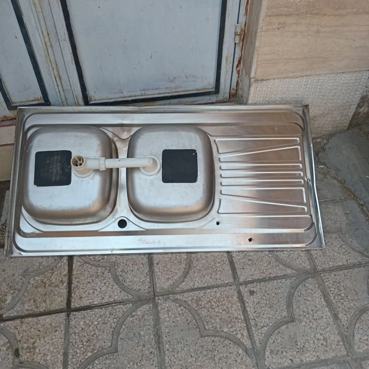 سینک|آب‌چکان و نظم‌دهنده ظروف|شیراز, شهرک والفجر|دیوار