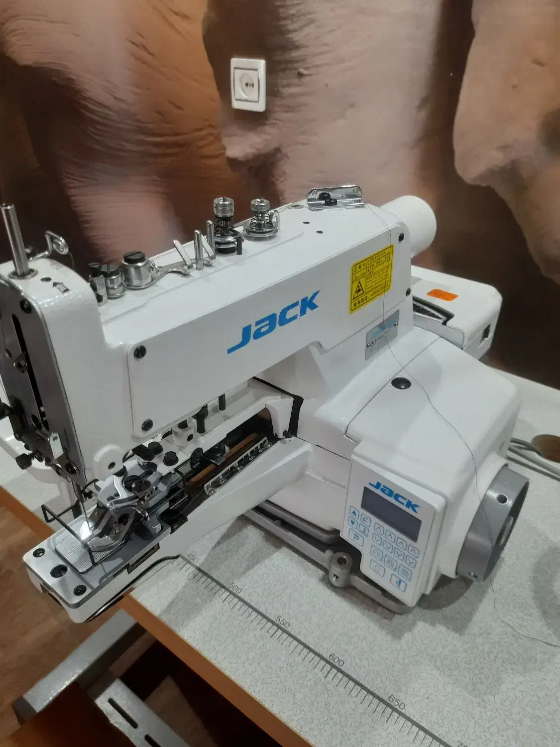 چرخ مادگی و دکمه زن جک|چرخ خیاطی و ریسندگی|خرم‌آباد, |دیوار