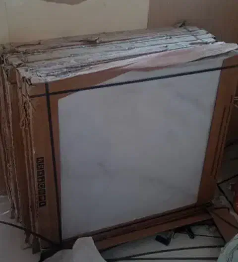 سرامیک پرسلان سایز ۸۰ در ۸۰|مصالح و تجهیزات ساختمان|تهران, دهقان|دیوار