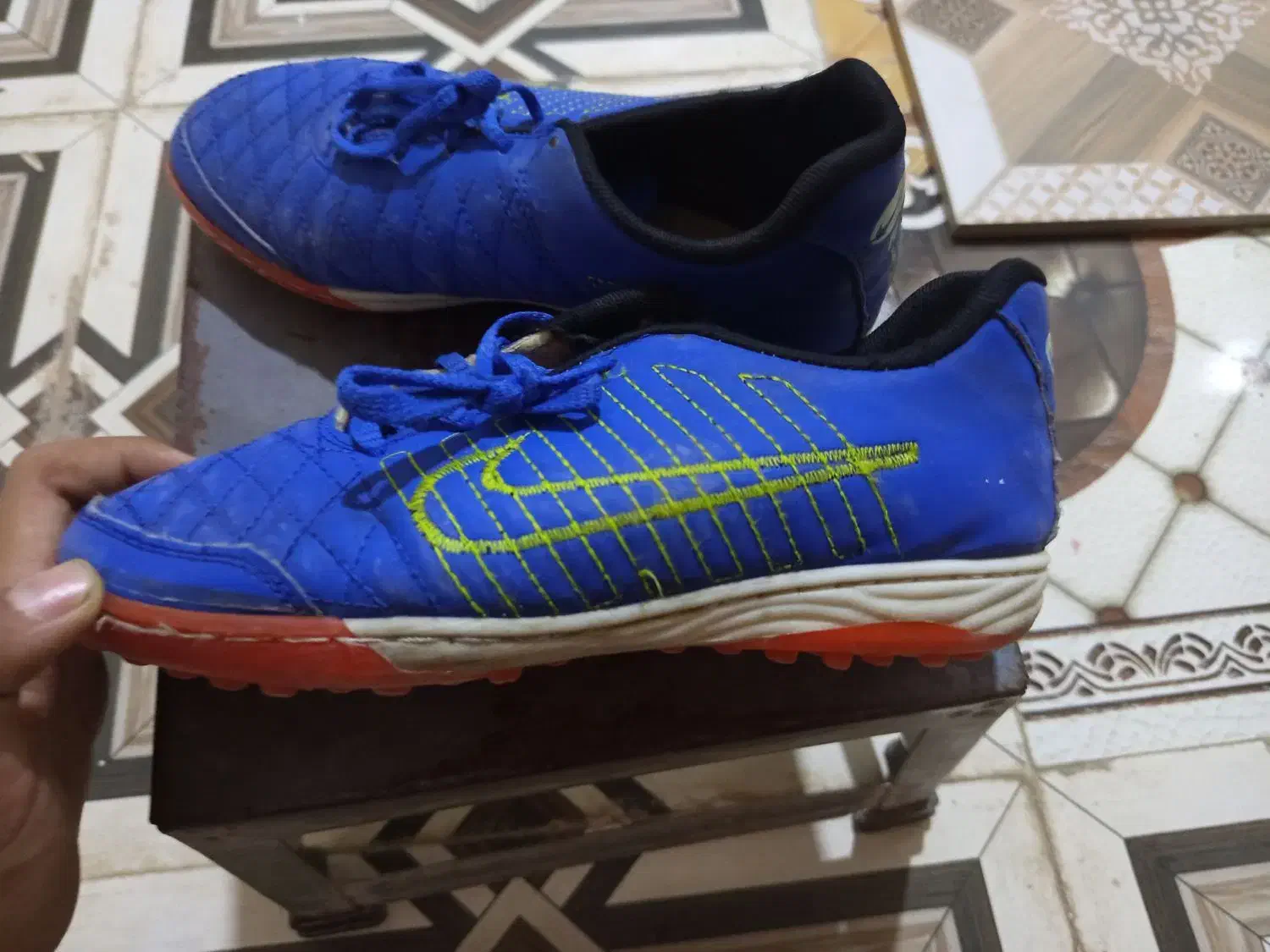 کفش ورزشی|ورزشهای توپی|سوسنگرد, |دیوار