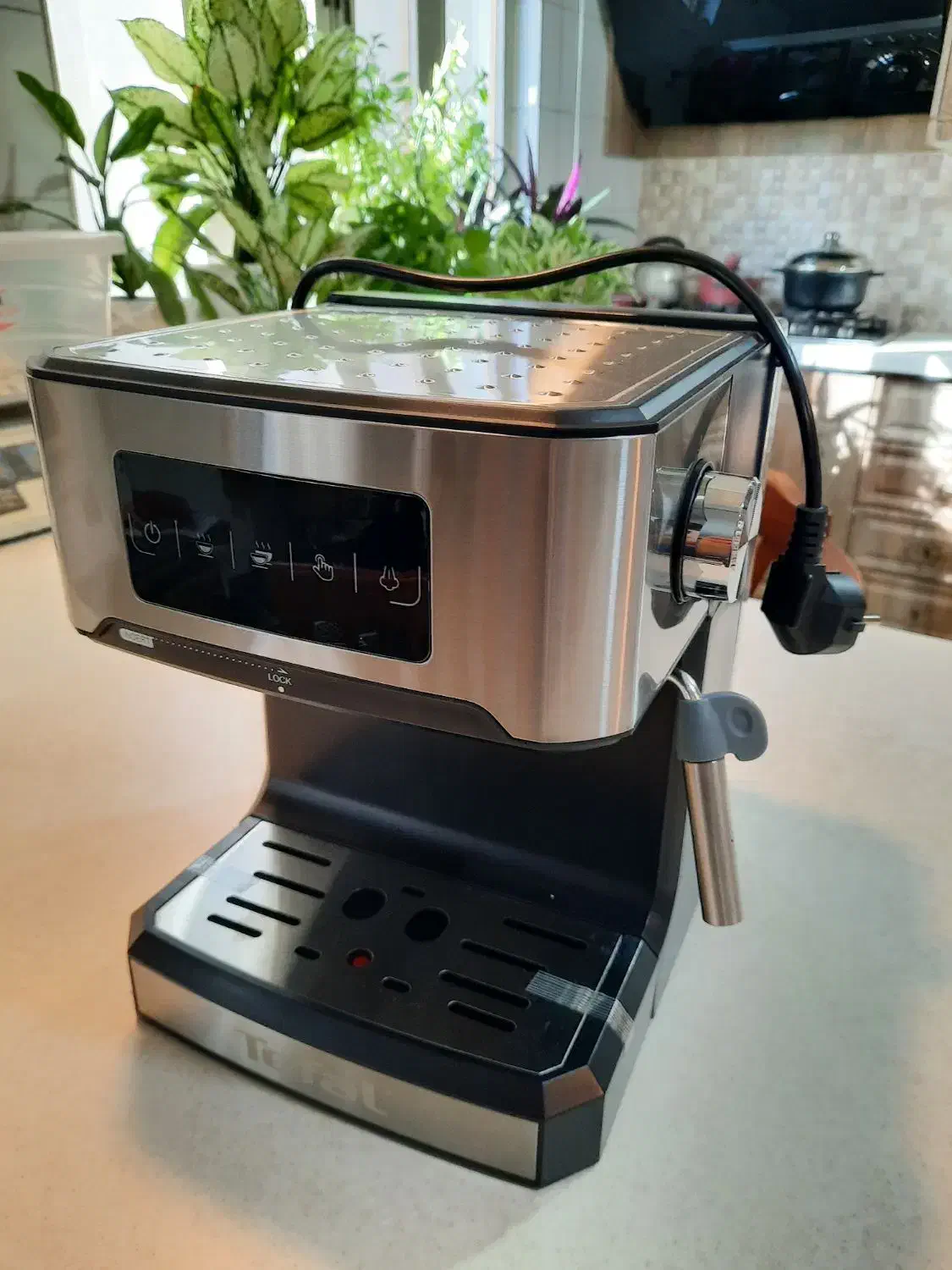 اسپرسو ساز تفال|سماور، چای‌ساز، قهوه‌ساز|رودهن, |دیوار