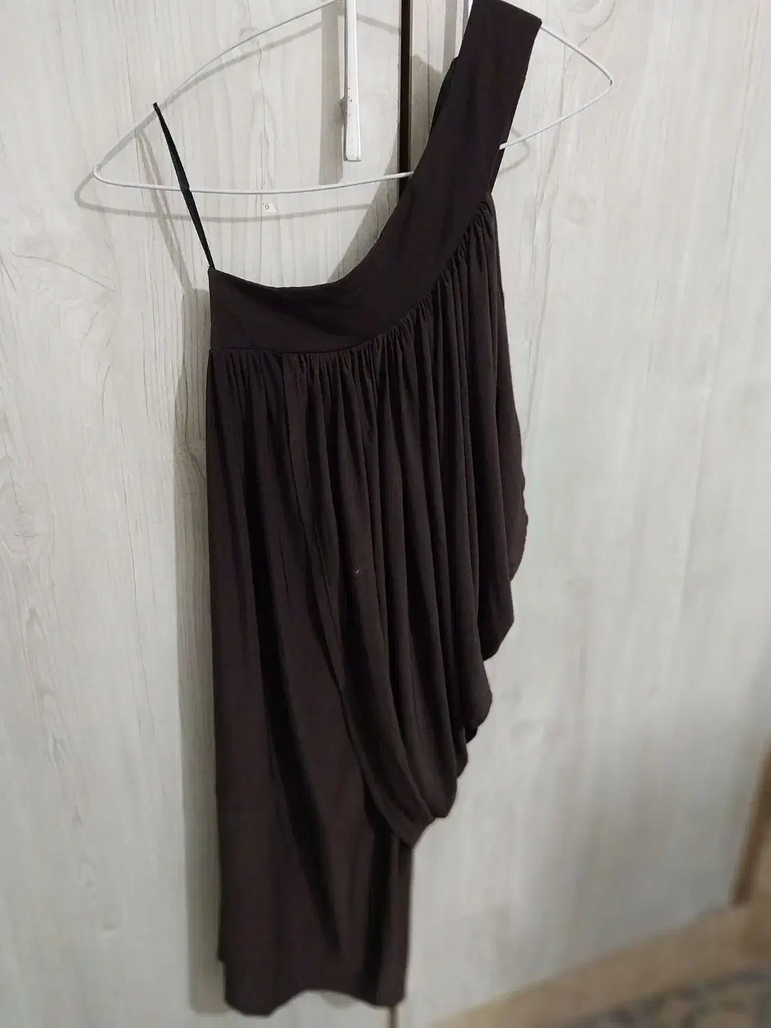 فروش تعدادی لباس|لباس|گالیکش, |دیوار