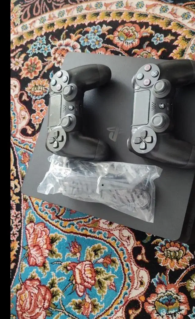 پی اس فور پلی۴ پلی استیشن ۴|کنسول، بازی ویدئویی و آنلاین|بیرجند, |دیوار