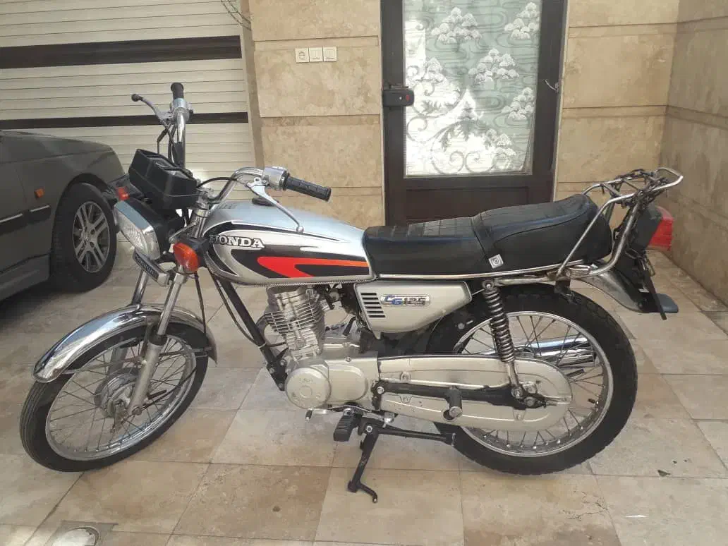 هوندا ۸۹ سالم و تمیز|موتورسیکلت|قم, مهدیه|دیوار