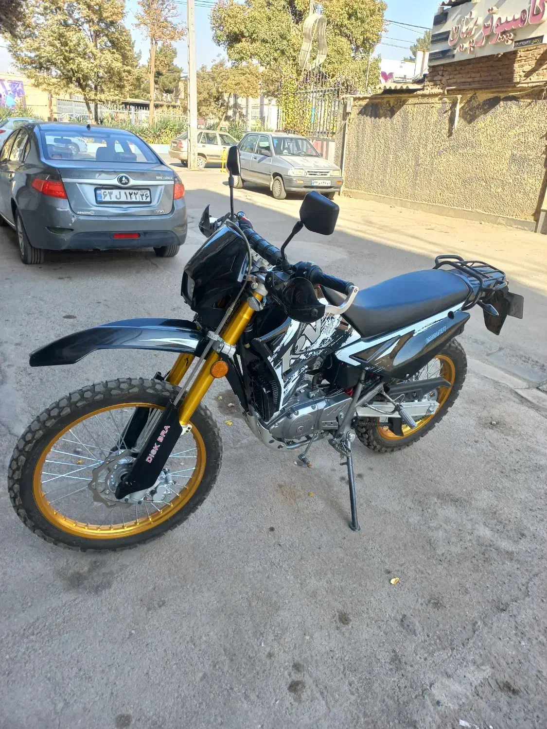 روان ۲۰۰ ۱۴۰۴|موتورسیکلت|نیشابور, هفده شهریور|دیوار