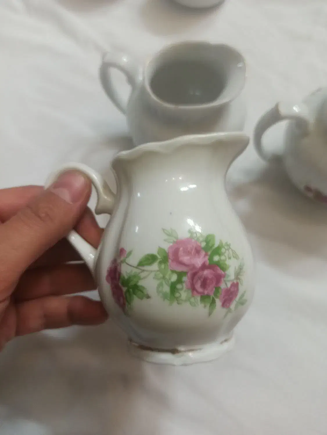 ظروف گل سرخی|ظروف سرو و پذیرایی|اراک, |دیوار