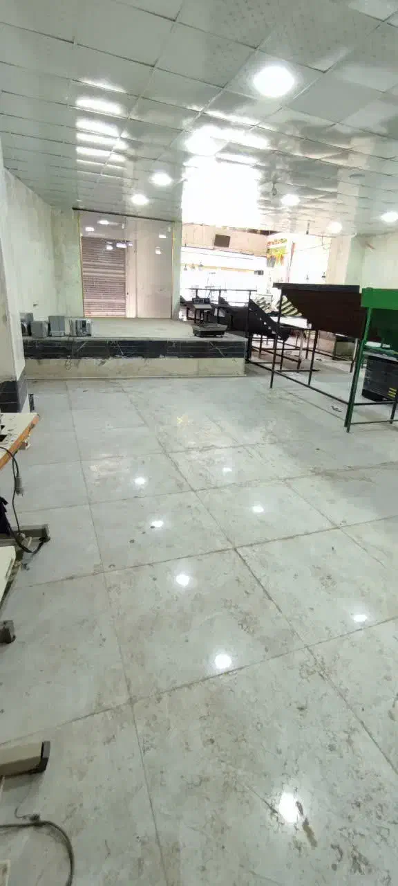 ۲۵۰متر مغازه/بر خیابان مفتح جنوبی/گذر شلوغ|اجارهٔ مغازه و غرفه|قدس, شهر‌قدس|دیوار