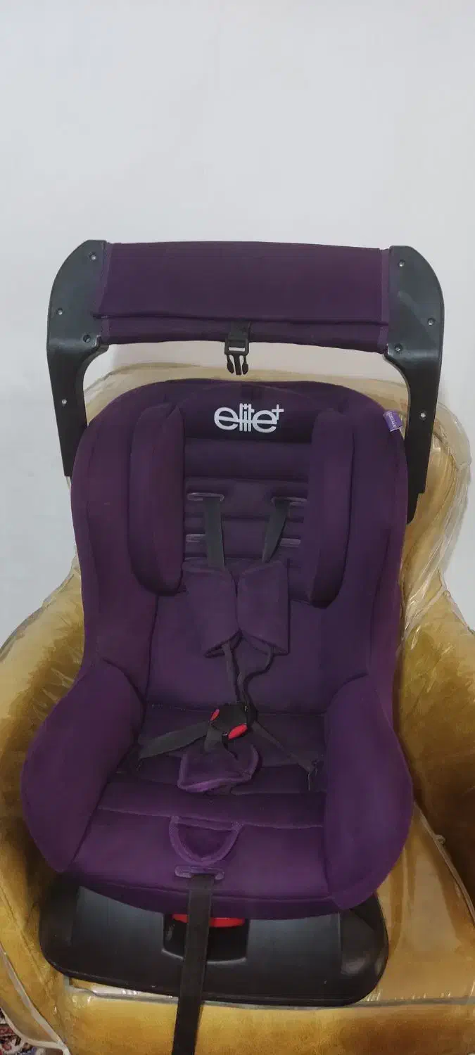 صندلی ماشین کودک در حد نو|تخت و صندلی بچه|صدرا-فارس, فاز ۲|دیوار