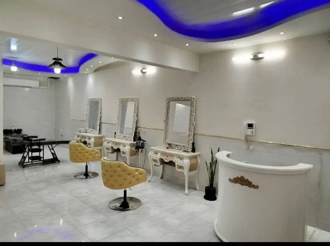 حراج وسایل سالن زیبایی با قیمت باور نکردنی|آرایشگاه و سالن‌های زیبایی|کاشان, مدرس|دیوار