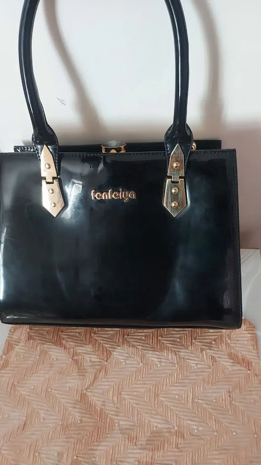 کیف ورنی نو|کیف، کفش، کمربند|اردبیل, |دیوار