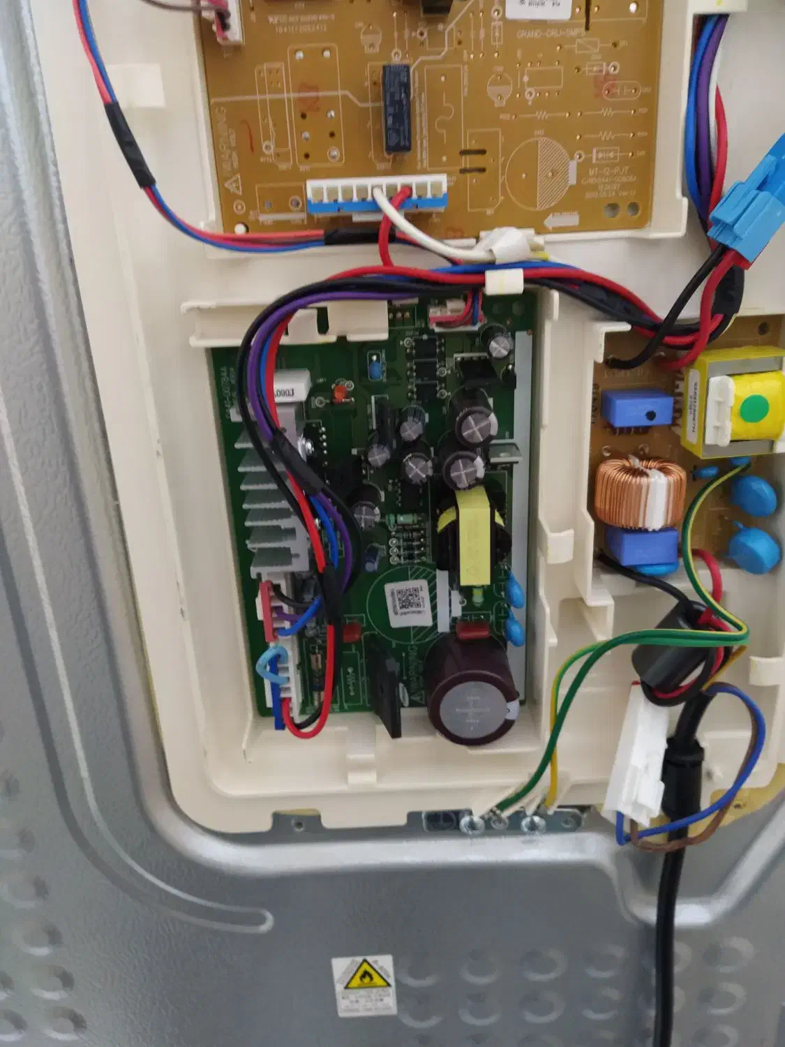 تعمیر تخصصی یخچال و لباسشویی|خدمات پیشه و مهارت|قم, شهرک مهدیه (مدرس)|دیوار