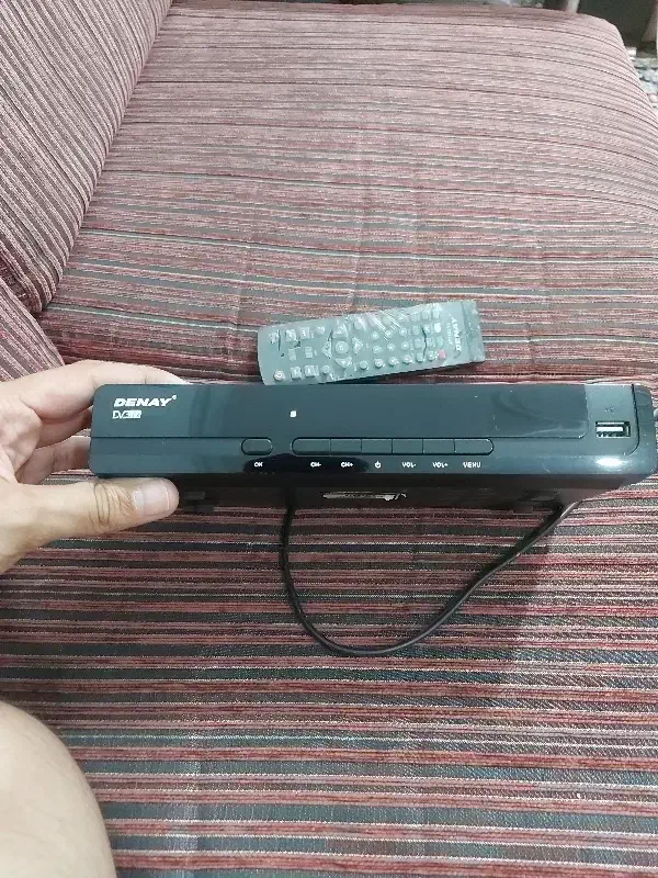 دستگاه دیجیتال کاملا سالم|صوتی و تصویری|رشت, کوی فکوری|دیوار