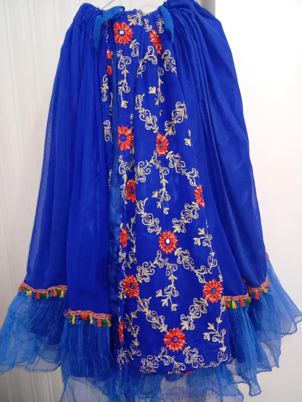 لباس محلی|لباس|فورگ, |دیوار