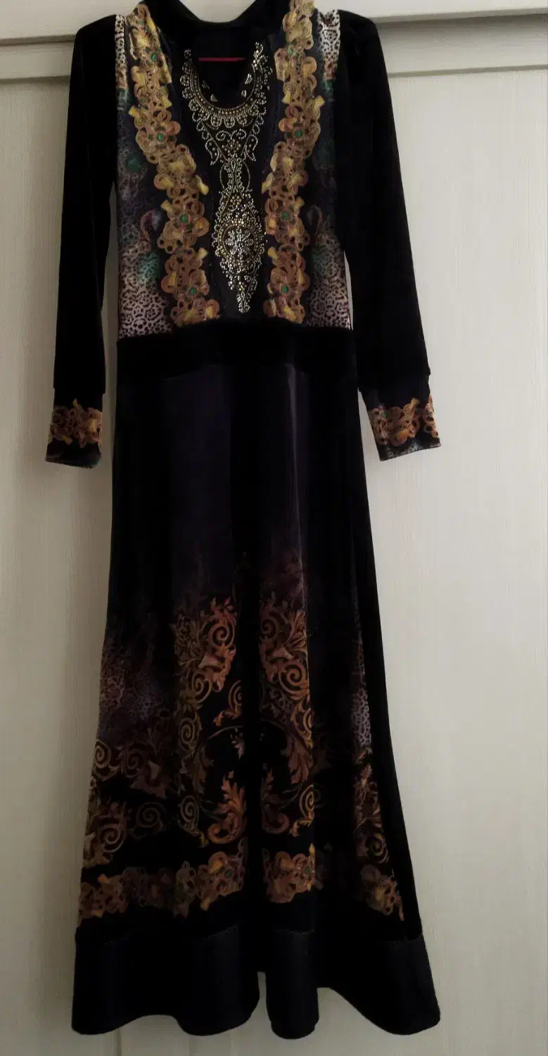 پیراهن مخمل وارداتی درحد نو ۴۲ ۴۰|لباس|تهران, شهرک شریعتی|دیوار