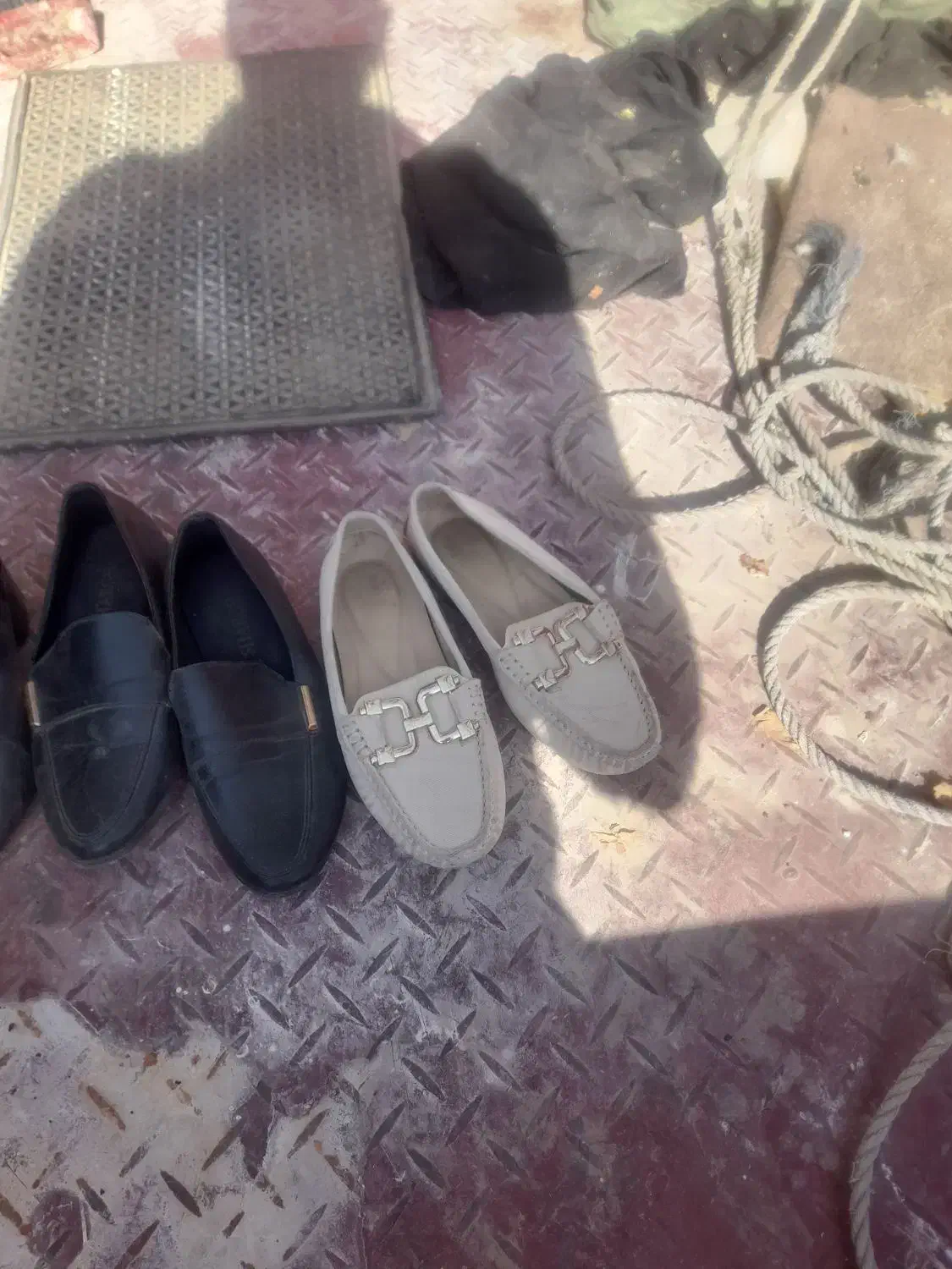 سه جفت کفش ۳۷ سالم تمیز|کیف، کفش، کمربند|سبزوار, باهنر|دیوار