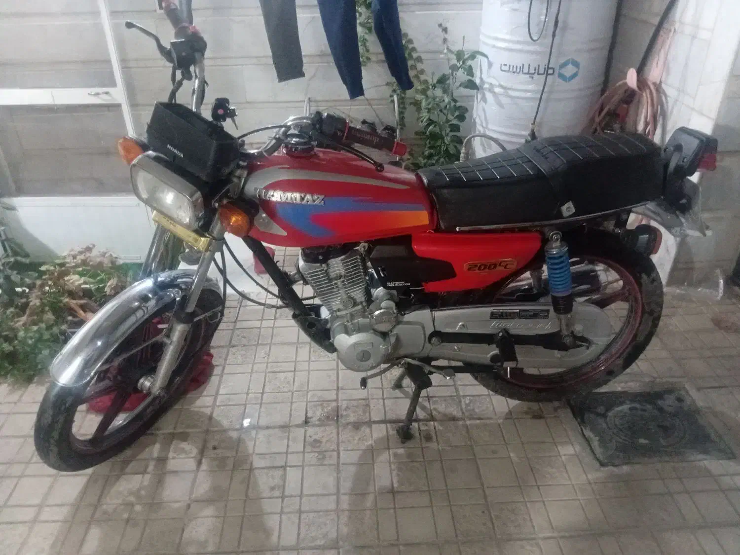 موتور سیکلت ۹۳،مدل ۲۰۰|موتورسیکلت|نجفآباد, شهدای غربی|دیوار